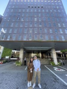 東京での婚姻届提出当日の記念写真