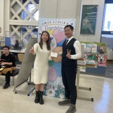 東京で婚姻届の手続きを終えた香港ご夫婦｜ST WEDDING