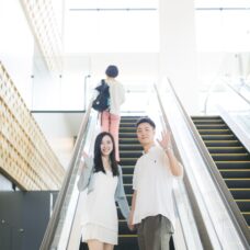 札幌での婚姻届提出当日、室内自然光による撮影｜ST WEDDING