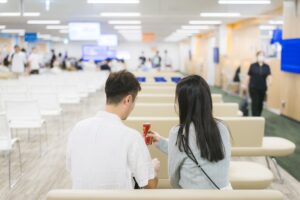 香港ご夫婦、札幌での婚姻届提出記念撮影｜ST WEDDING
